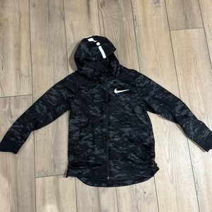 Boys Nike fleeced lined hoodie size large black & gray.